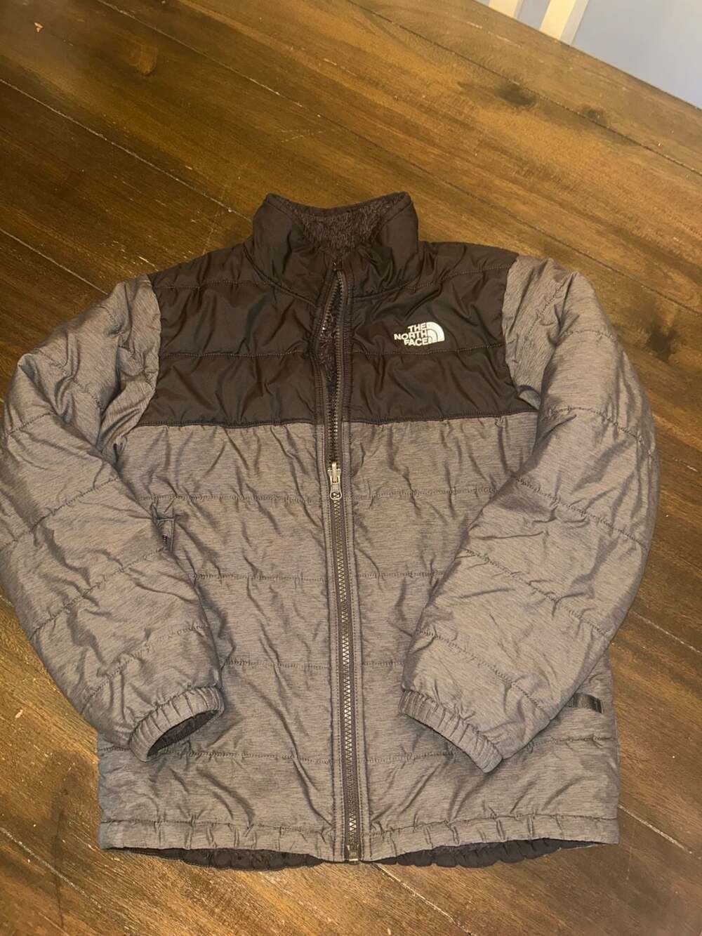 The North Face Reversible Mossbud Swirl Jacket Boys Size M (10/12)